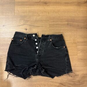 LEVIS distressed denim shorts